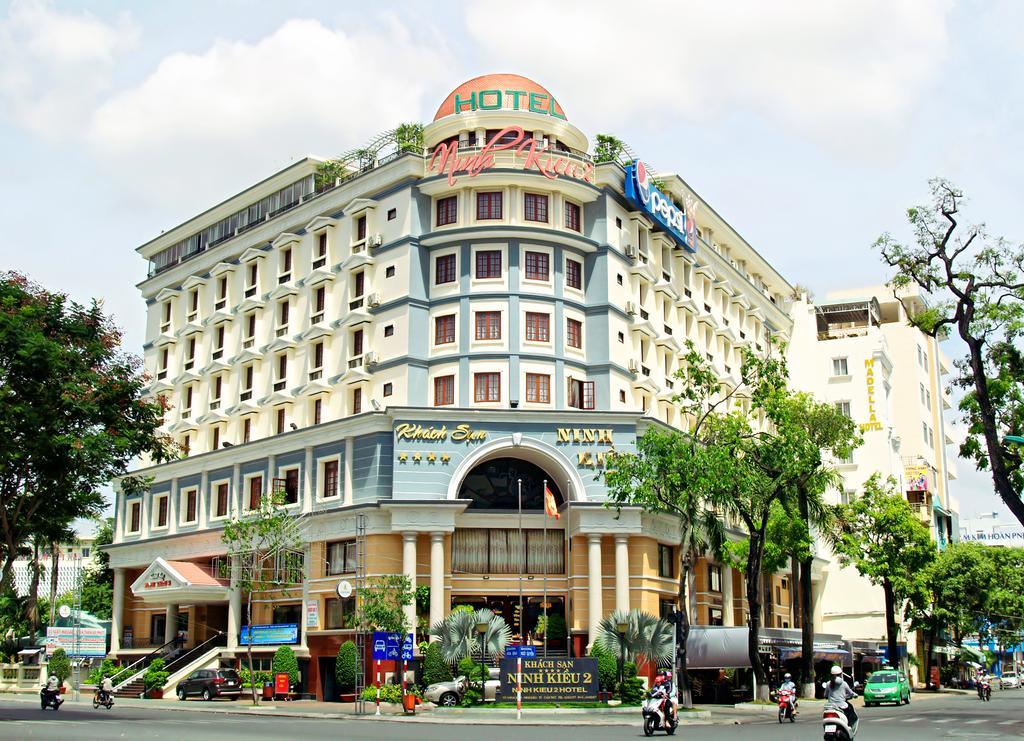Ninh Kieu 2 Hotel Can Tho Esterno foto